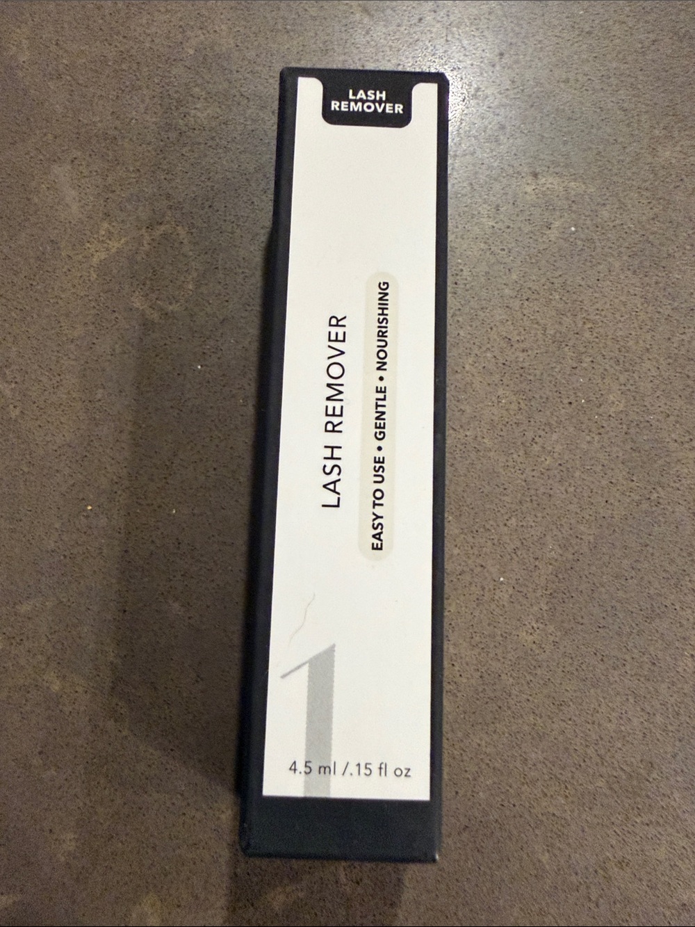 Lash Remover - Gentle Nourishing Formula (White)